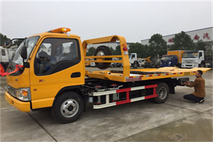 猇亭区哪里有拖车服务