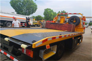 猇亭区附近拖车电话号码服务